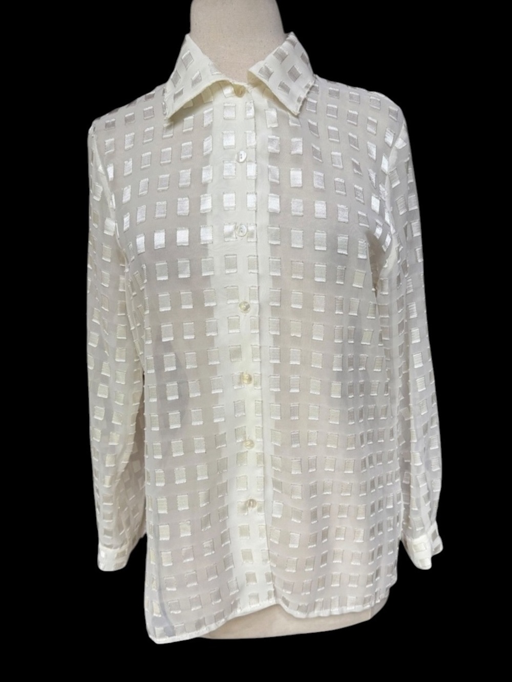 NWOT Late 90s/Y2K Notations 100% Poly Semi-Sheer Soft Ivory Hue Gold Metallic Tr